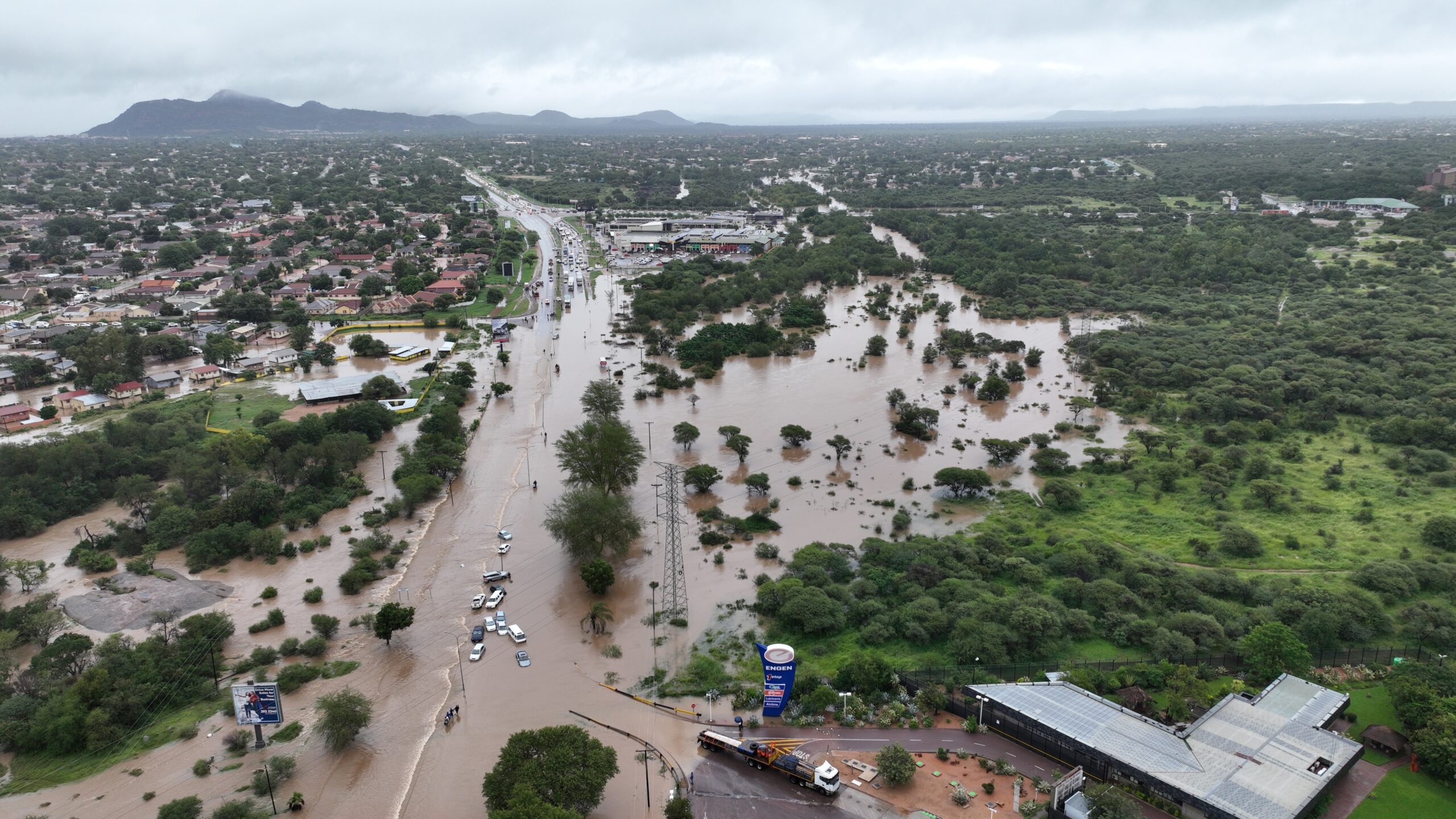 Gaborone, Botswana - February 20th 2025: Flooding of the Segoditshane river in Gaborone, Botswana, Africa. Bashi Kikia / Shutterstock.com.